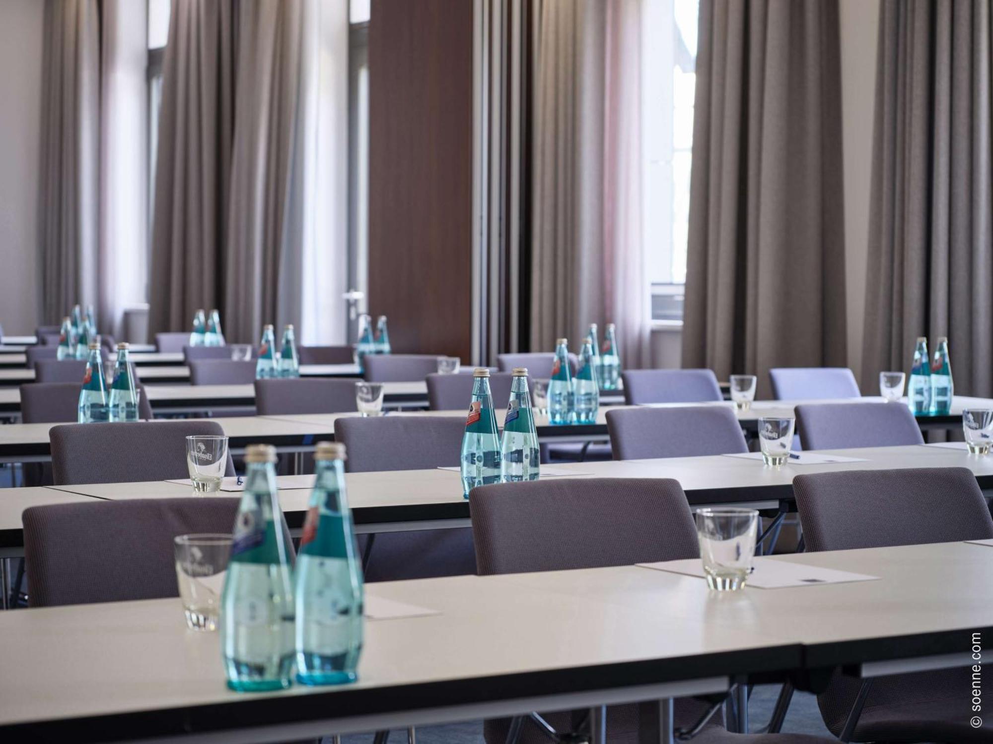 Dorint Parkhotel Frankfurt / Bad Vilbel Exterior photo